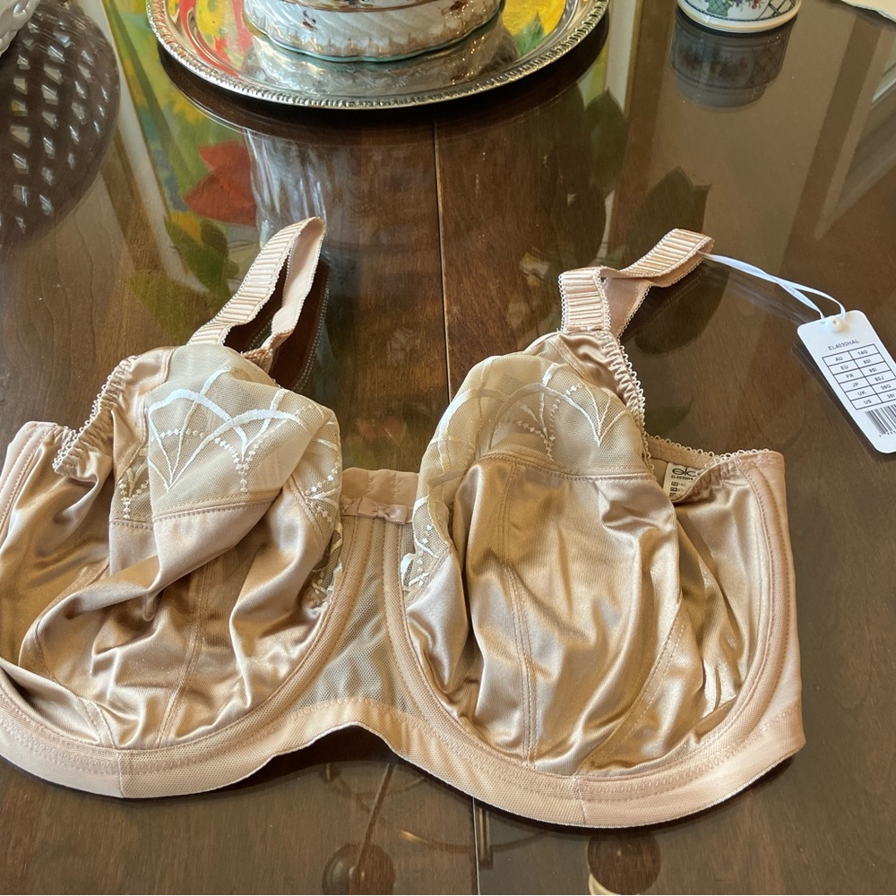 Elegant Elomi bra